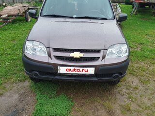 2018 Chevrolet Niva I Рестайлинг, серый, 750000 рублей, вид 1