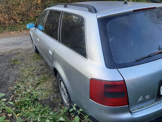 1998 Audi A6 II (C5), серебристый, 400000 рублей, вид 4