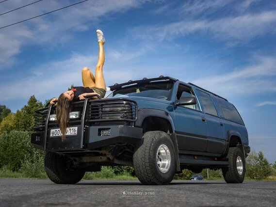 1994 GMC Suburban, синий - вид 5