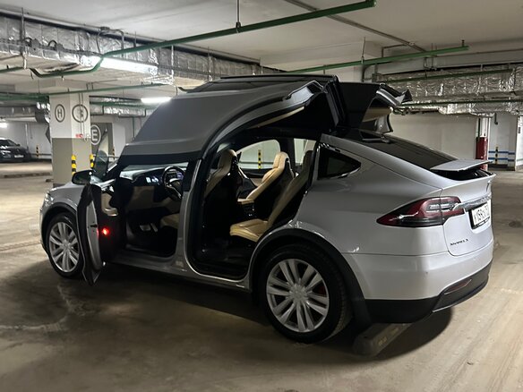 2016 Tesla Model X P90D I, серый, 3400000 рублей - вид 5