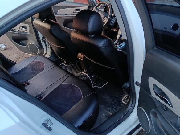 2013 Chevrolet Cruze I Рестайлинг, белый, 615000 рублей - вид 16