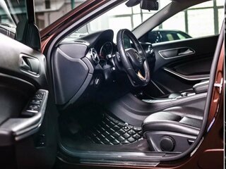 2017 Mercedes-Benz GLA 250 I (X156) Рестайлинг, коричневый, 2200000 рублей, вид 5