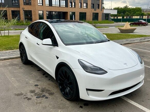 2022 Tesla Model Y Performance I, белый, 3390000 рублей