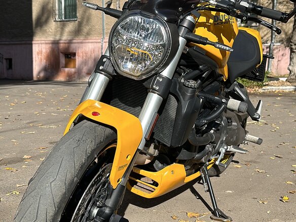 2018 Ducati Monster 821, жёлтый, 1000000 рублей - вид 5