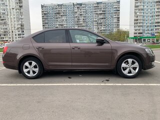 2013 Skoda Octavia III (A7), коричневый, 1400000 рублей, вид 2