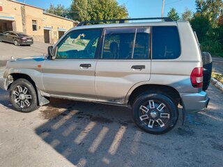 2000 Mitsubishi Pajero iO, серый, 400000 рублей, вид 5