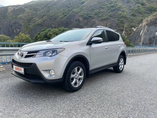 2013 Toyota RAV4 IV (XA40), серебристый, 2170000 рублей, вид 3