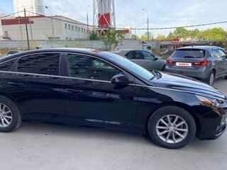 2018 Hyundai Sonata VII (LF) Рестайлинг, чёрный, 1550000 рублей, вид 3