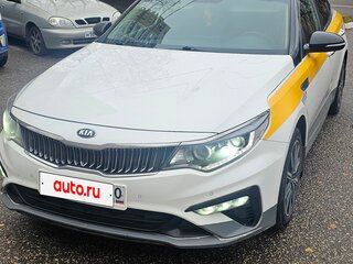 2018 Kia Optima IV Рестайлинг, белый, 1550000 рублей, вид 3