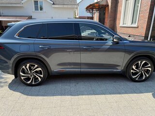2023 Geely Monjaro (Xingyue L) I, серый, 3100000 рублей, вид 2