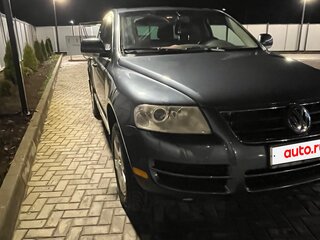 2004 Volkswagen Touareg I, серебристый, 850000 рублей, вид 1