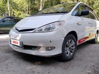 2001 Toyota Estima II, белый, 700000 рублей, вид 3