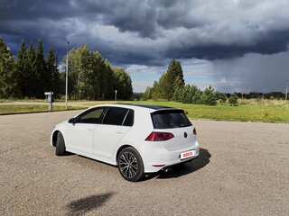 2014 Volkswagen Golf VII, белый, 1340000 рублей, вид 2