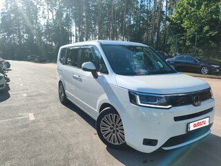 2022 Honda Stepwgn VI, белый, 2650000 рублей, вид 4