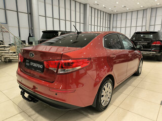 2016 Kia Rio III Рестайлинг, красный, 950000 рублей, вид 5