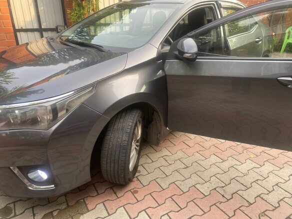 2014 Toyota Corolla XI (E160, E170, E180), серый, 1050000 рублей - вид 21