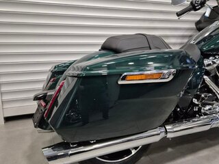 2024 Harley-Davidson Road Glide, зелёный, 3800000 рублей, вид 5