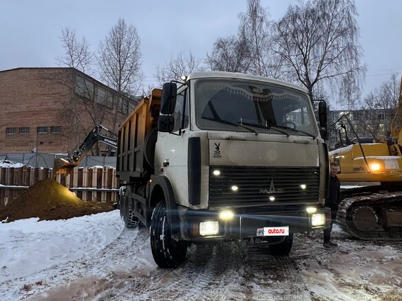 2017 МАЗ 5516, белый, 3000000 рублей
