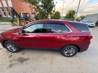 2018 Chevrolet Equinox III, красный, 1350000 рублей, вид 4
