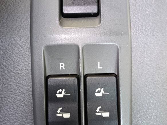 2010 Toyota Land Cruiser Prado 150 Series, белый, 2600000 рублей - вид 27