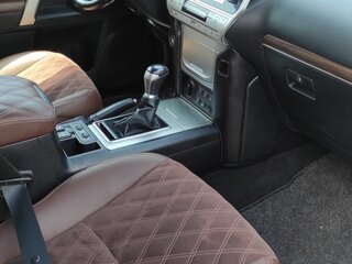 2018 Toyota Land Cruiser Prado 150 Series Рестайлинг 2, чёрный, 6150000 рублей, вид 4