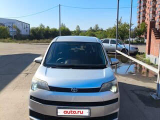 2013 Toyota Spade, серебристый, 550000 рублей, вид 1