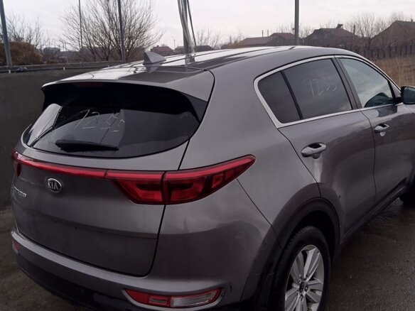2018 Kia Sportage IV, серый, 2200000 рублей - вид 1
