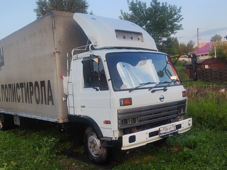 1991 Nissan Diesel Condor, белый, 2200000 рублей, вид 1