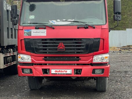 2007 Sinotruk Howo A5, красный, 1450000 рублей, вид 2