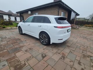 2024 Li Auto (Lixiang) L7 42.8 kWh I Рестайлинг, белый, 5900000 рублей, вид 3