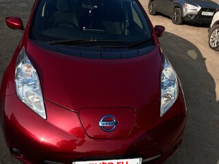 2016 Nissan Leaf 30kWh I (ZE0/AZE0), красный, 1150000 рублей, вид 2