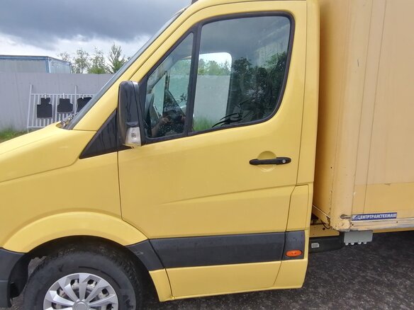 2014 Volkswagen Crafter, жёлтый, 1550000 рублей - вид 7