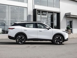 2026 Omoda C7, белый, 3464010 рублей, вид 2