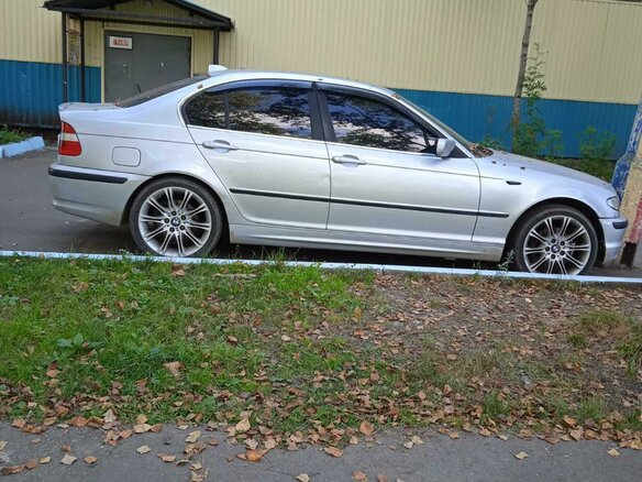 2002 BMW 3 серии 325xi IV (E46) Рестайлинг, серебристый, 800000 рублей - вид 1