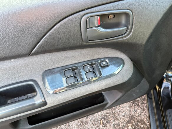 2004 Mitsubishi Lancer IX, чёрный, 260000 рублей - вид 12
