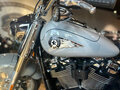 2025 Harley-Davidson Fat Boy, серебристый, 3850000 рублей - вид 5
