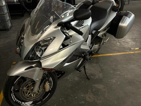 2003 Honda VFR 800, серый, 520000 рублей, вид 3