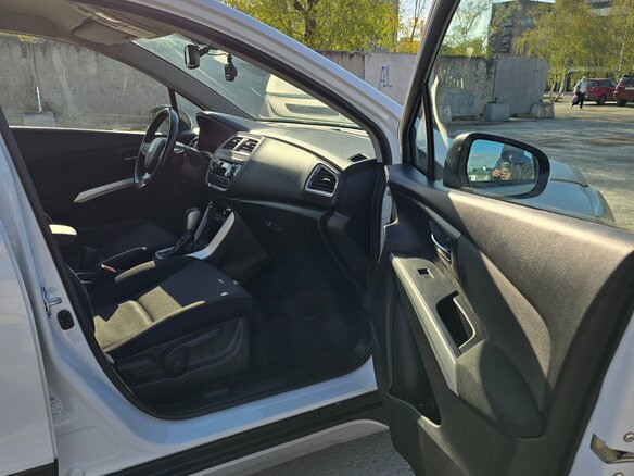 2014 Suzuki SX4 II (S-Cross), белый, 1190000 рублей - вид 22