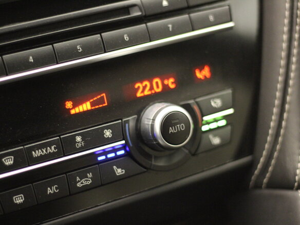 2013 BMW 6 серии 640i xDrive III (F06/F13/F12), красный - вид 19