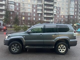 2003 Toyota Land Cruiser Prado 120 Series, серый, 1985000 рублей, вид 4