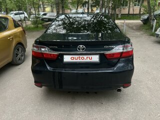 2015 Toyota Camry VII (XV50) Рестайлинг, серый, 1850000 рублей, вид 3