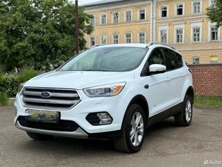 2017 Ford Kuga II Рестайлинг, белый, 1470000 рублей, вид 1
