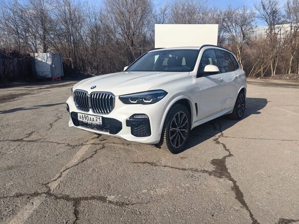 2019 BMW X5 30d IV (G05/G18), белый, 6600000 рублей