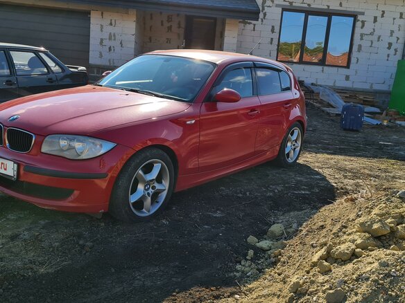 2008 BMW 1 серии 116i I (E81/E82/E87/E88) Рестайлинг, красный, 650000 рублей