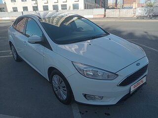 2015 Ford Focus III Рестайлинг, белый, 810000 рублей, вид 3