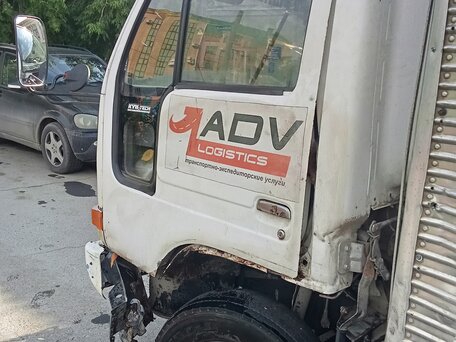 1994 Nissan Atlas, белый, 350000 рублей, вид 5