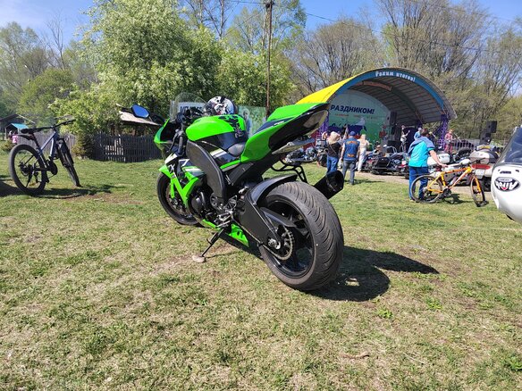 2008 Kawasaki ZX-10R Ninja, зелёный, 730000 рублей - вид 1