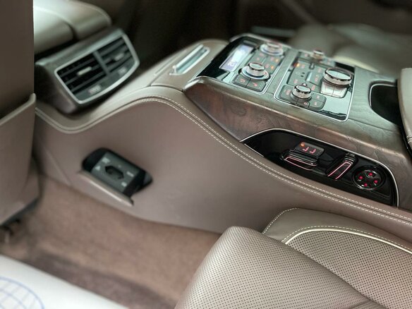 2013 Audi A8 Long III (D4) Рестайлинг, чёрный - вид 15