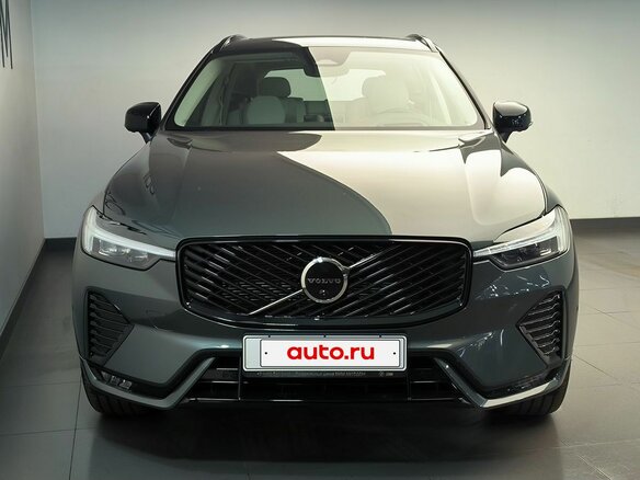 2026 Volvo XC60 II Рестайлинг 2, серый, 8600000 рублей - вид 1