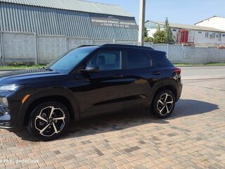 2021 Chevrolet TrailBlazer III, чёрный, 2550000 рублей, вид 3